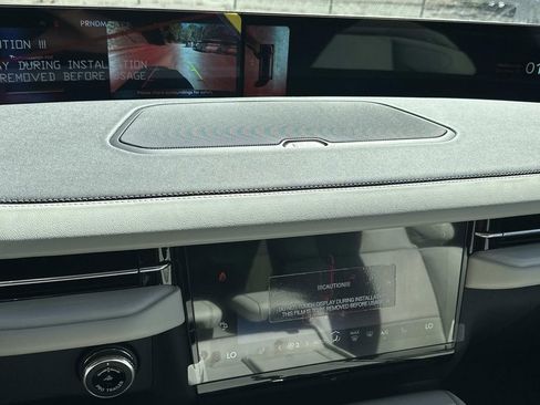 New 2025 Lincoln Navigator Reserve image 34