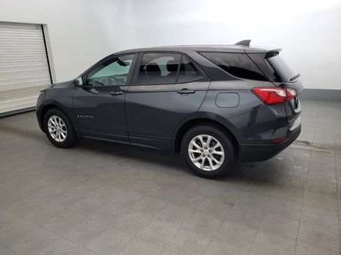 Used 2020 Chevrolet Equinox LS w/ LPO, Cargo Package FWD image 3
