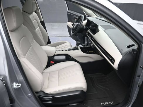 Used 2024 Honda HR-V EX-L image 30