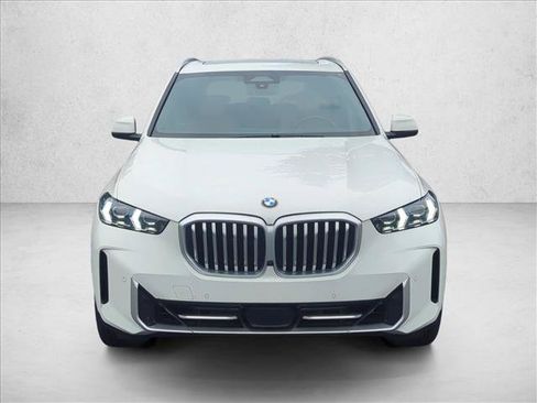 Used 2026 BMW X5 sDrive40i RWD image 2