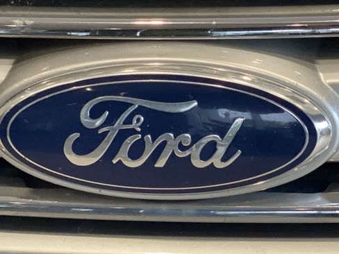Used 2012 Ford Explorer XLT AWD/4WD image 10
