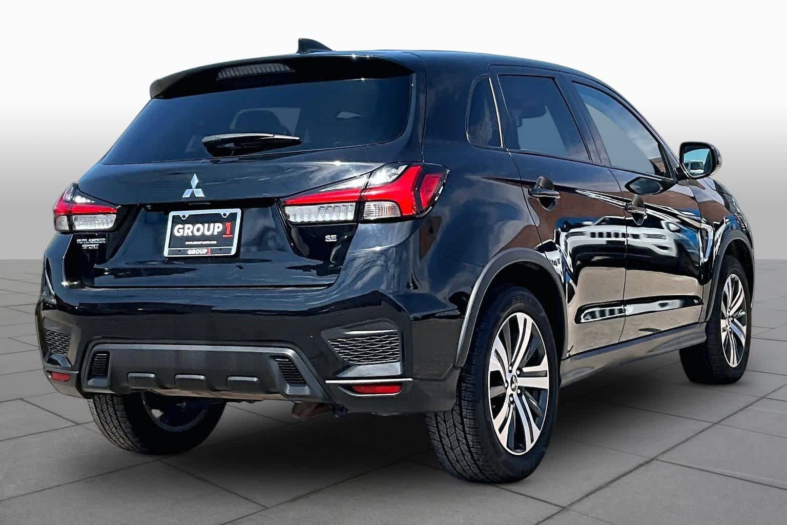Used 2024 Mitsubishi Outlander Sport SE AWD/4WD image 13
