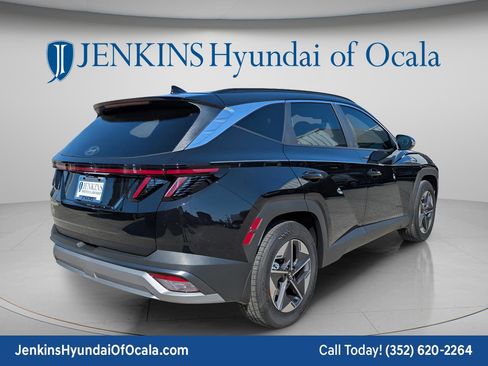 New 2026 Hyundai Tucson SEL FWD image 3