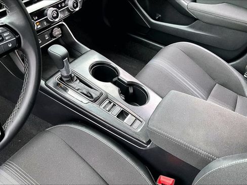 Certified 2025 Honda Civic Sport image 13