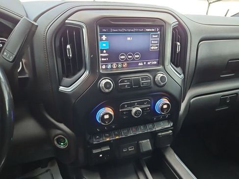 Used 2019 GMC Sierra 1500 AT4 w/ AT4 Premium Package image 15