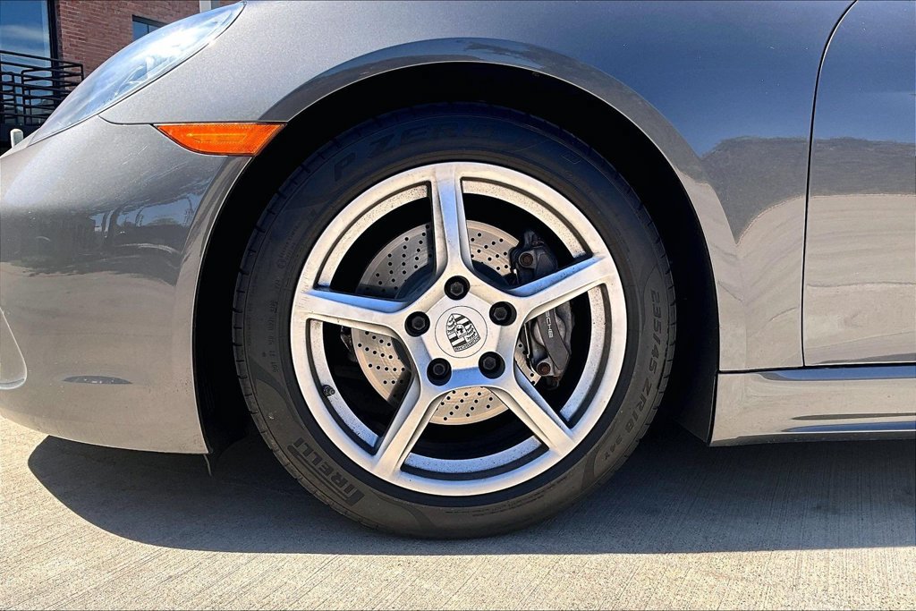 Used 2017 Porsche 718 Boxster RWD image 11