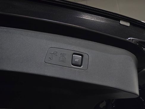 New 2026 Lincoln Corsair Premiere image 10