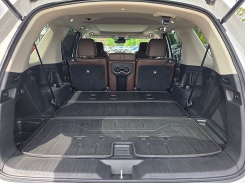 Used 2024 Honda Pilot Elite image 19