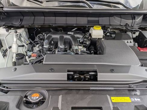 New 2026 Nissan Pathfinder SL image 11