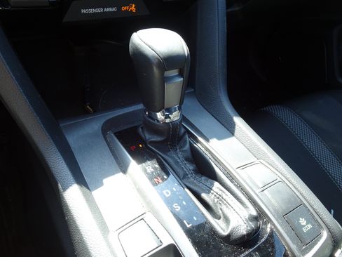 Used 2020 Honda Civic EX image 7