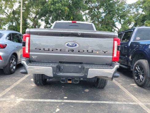 Used 2023 Ford F250 Lariat w/ FX4 Off-Road Package AWD/4WD image 5