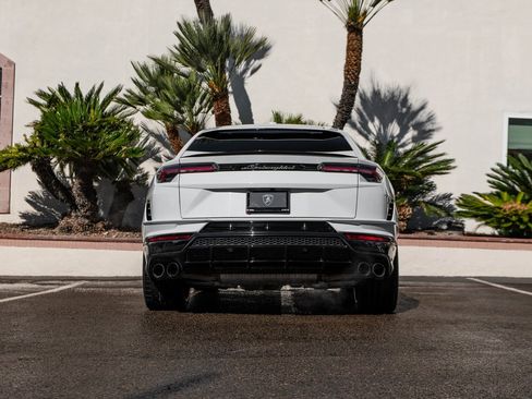 Used 2024 Lamborghini Urus S image 4