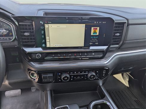 Used 2024 Chevrolet Silverado 1500 LTZ w/ LTZ Convenience Package II image 24