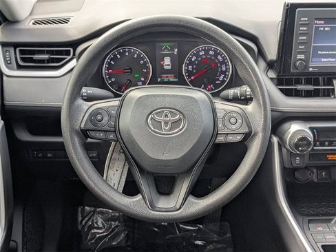 Used 2022 Toyota RAV4 XLE image 13