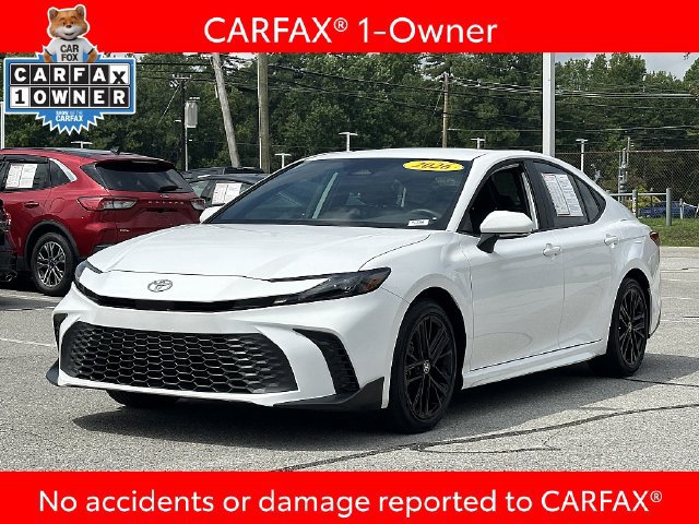 Used 2026 Toyota Camry SE w/ Multimedia Upgrade Package FWD image 3