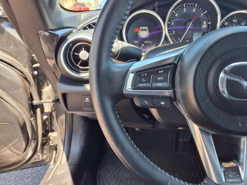 Used 2023 MAZDA MX-5 Miata Grand Touring w/ Weather Package image 10
