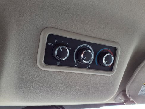 Used 2019 Chevrolet Express 3500 LS image 16