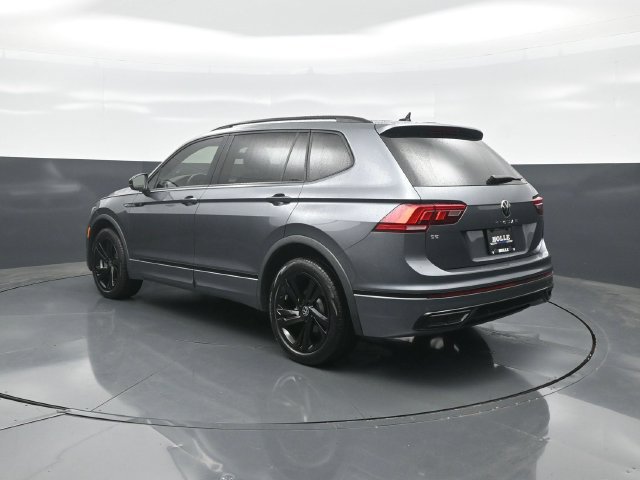 Used 2023 Volkswagen Tiguan SE R-Line FWD image 5