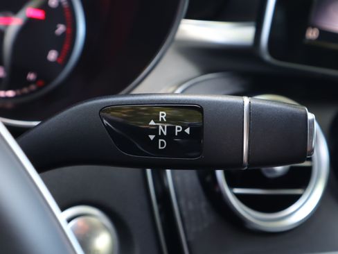 Used 2018 Mercedes-Benz C 300 Sedan image 22