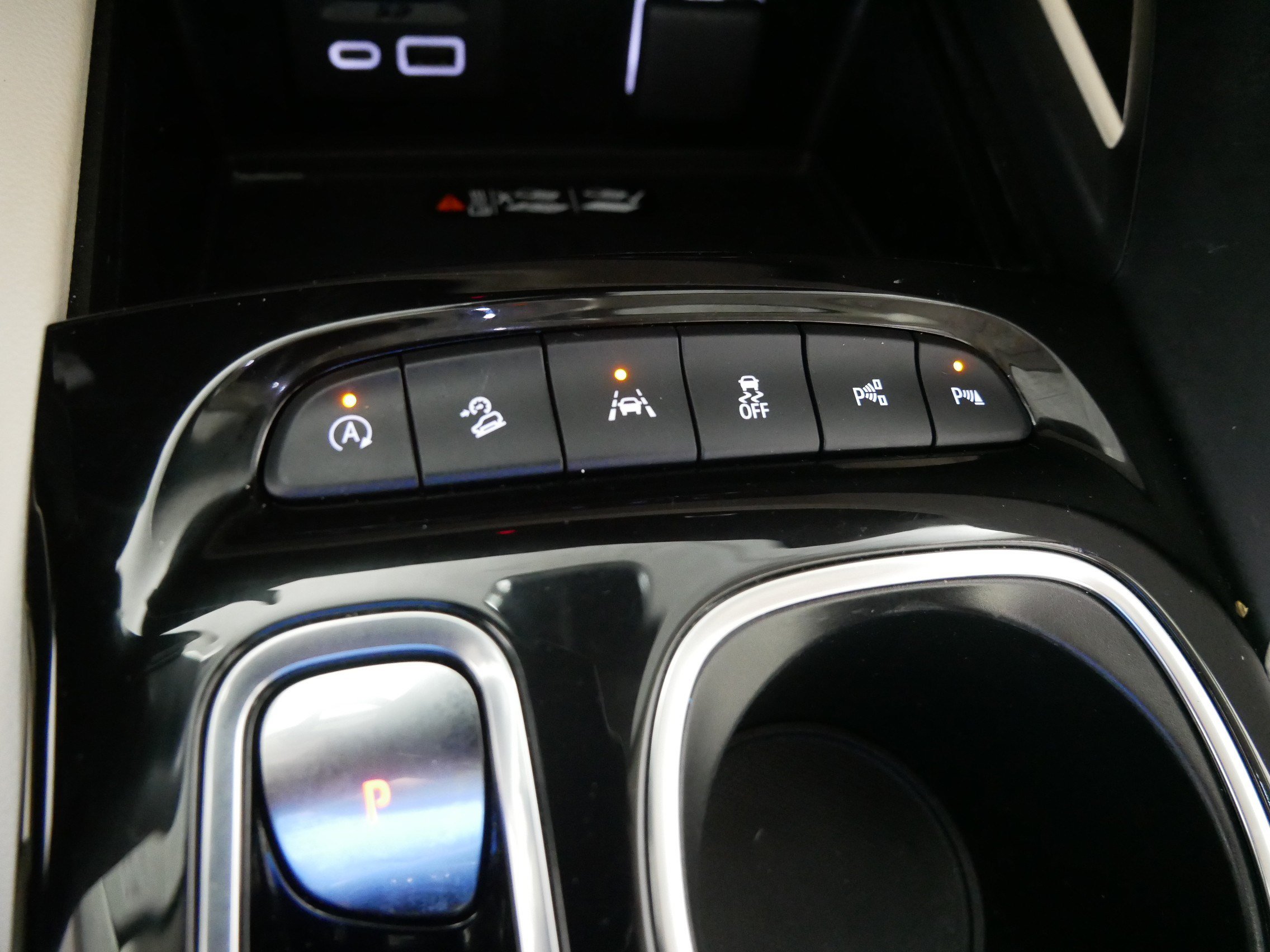 Used 2023 Buick Envision Avenir AWD/4WD image 30