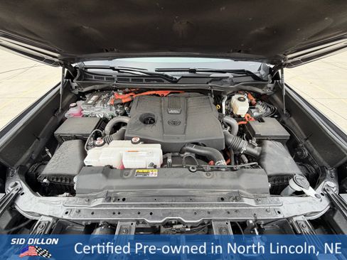 Used 2025 Toyota Tundra Limited image 10