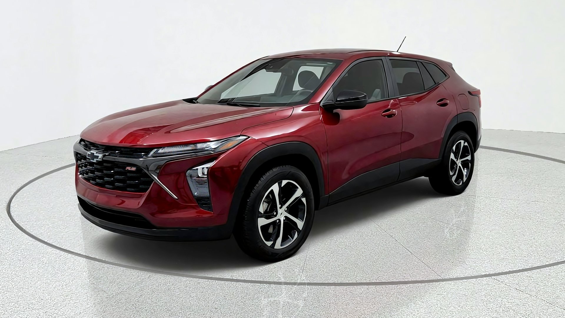 Used 2024 Chevrolet Trax RS FWD image 1