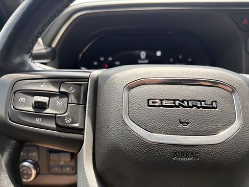Used 2023 GMC Yukon Denali w/ Denali Reserve Package AWD/4WD image 32