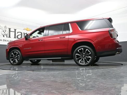 Used 2023 Chevrolet Suburban Premier w/ Premium Package AWD/4WD image 57