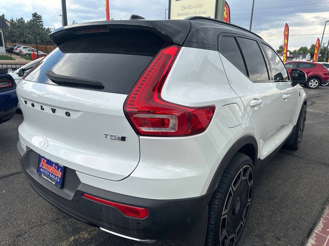 Used 2019 Volvo XC40 T5 R-Design AWD/4WD image 8