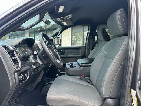 Used 2024 RAM 2500 Tradesman AWD/4WD image 2