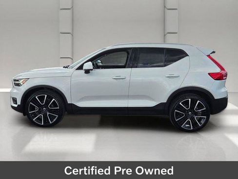 Used 2022 Volvo XC40 T5 Inscription w/ Advanced Package AWD/4WD image 2