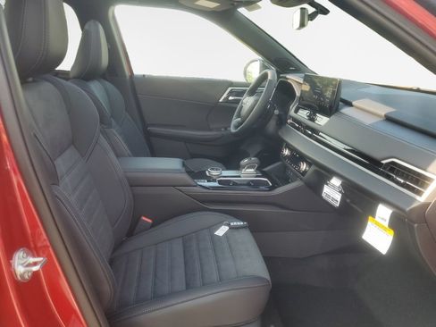New 2026 Mitsubishi Outlander AWD image 26