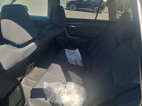 Used 2025 Toyota RAV4 XLE image 9