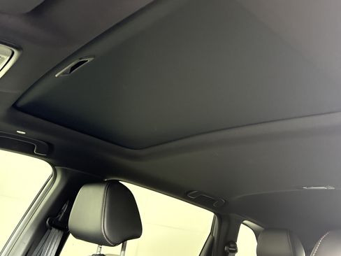 Used 2025 Honda CR-V Sport-L image 17