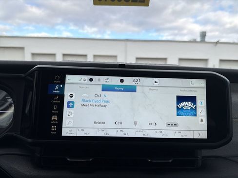 Used 2024 Jeep Wrangler Willys 4xe image 25