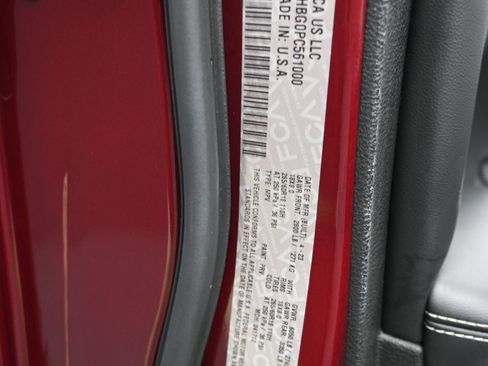 Used 2023 Jeep Grand Cherokee Limited AWD/4WD image 11