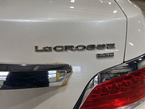 Used 2010 Buick LaCrosse CXL w/ Luxury Package AWD/4WD image 17