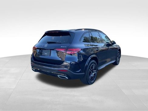 Used 2023 Mercedes-Benz GLC 300 4MATIC image 5