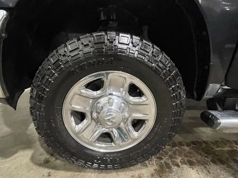 Used 2017 RAM 3500 Tradesman w/ Chrome Appearance Group image 38