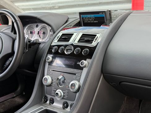 Used 2011 Aston Martin DB9 Coupe RWD image 23