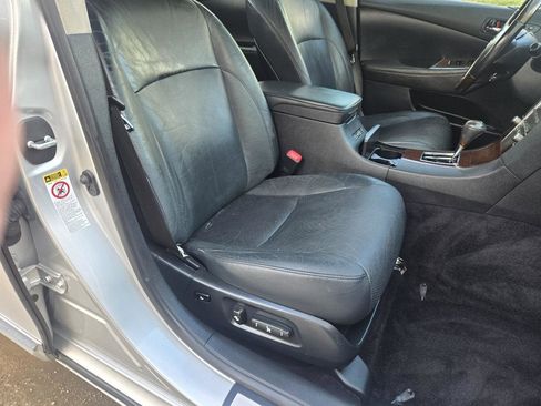 Used 2011 Lexus ES 350 FWD image 11