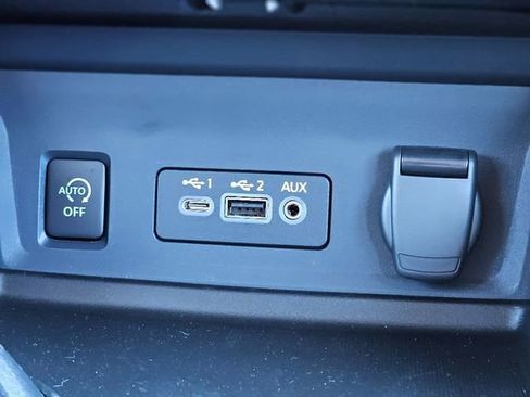 New 2025 Nissan Sentra SR w/ Trunk Package image 20