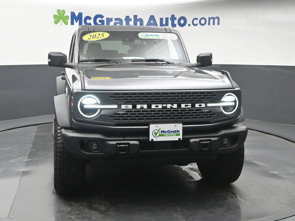 Used 2025 Ford Bronco Badlands AWD/4WD image 5