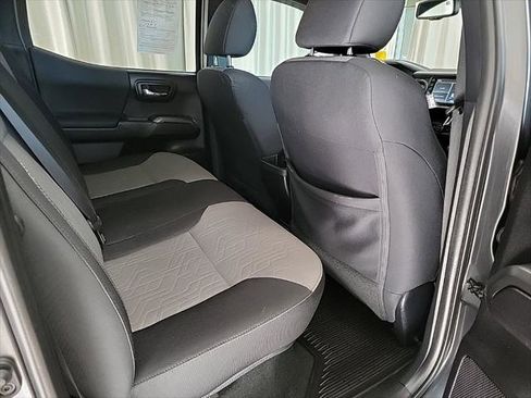 Certified 2020 Toyota Tacoma TRD Off-Road image 10