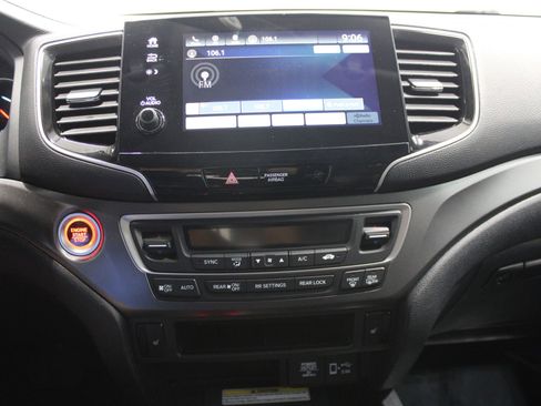 Used 2021 Honda Pilot Special Edition image 32
