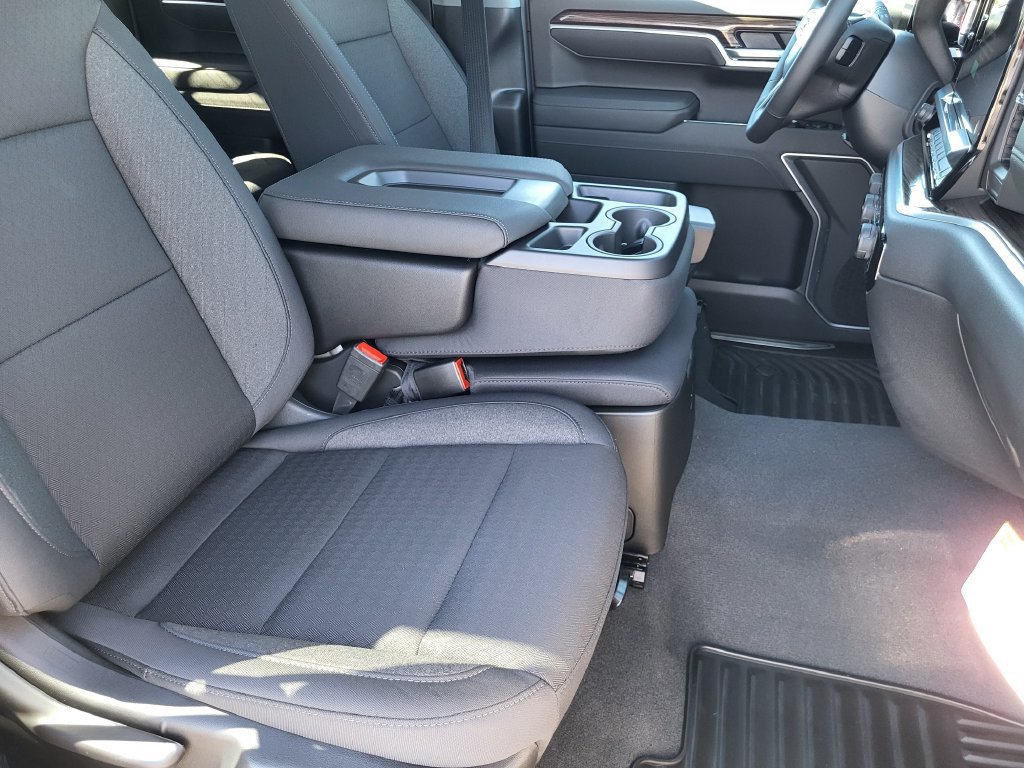 New 2026 Chevrolet Silverado 1500 RST AWD/4WD image 16