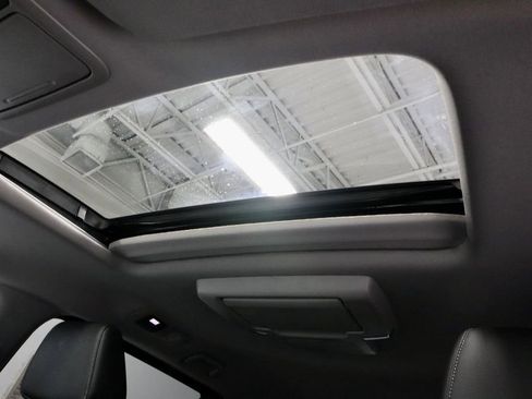 Used 2024 Honda Odyssey Touring image 33