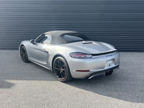 Certified 2024 Porsche 718 Boxster image 3
