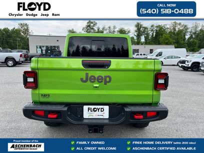New 2026 Jeep Gladiator Rubicon w/ Steel Power Dome Hood Package