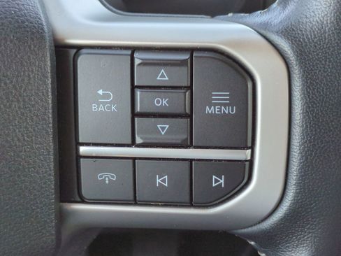 Used 2024 Ford Expedition Max XLT image 26